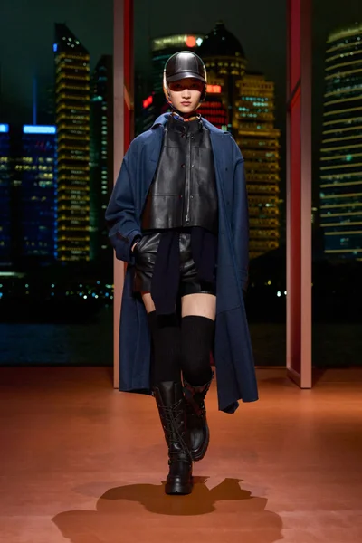 Look 47
